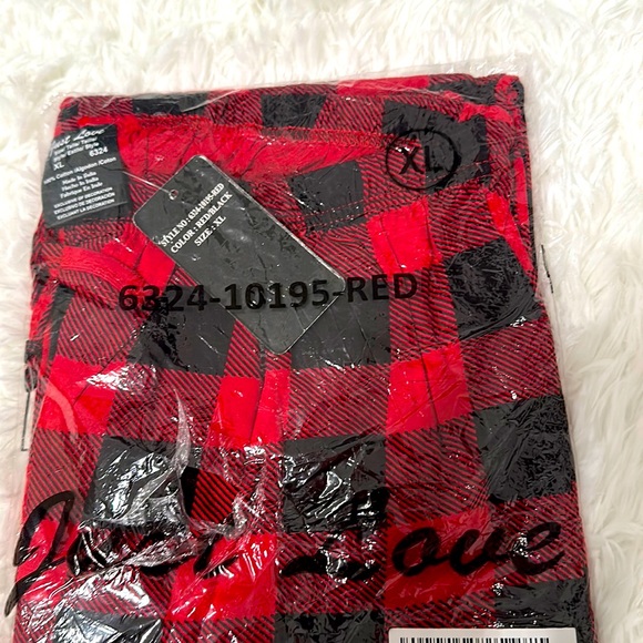 Black and red flannel pj pants size Xl - Picture 2 of 4